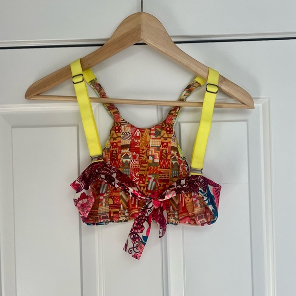 Maaji Bikini Top Size Small - Picture 3 of 4